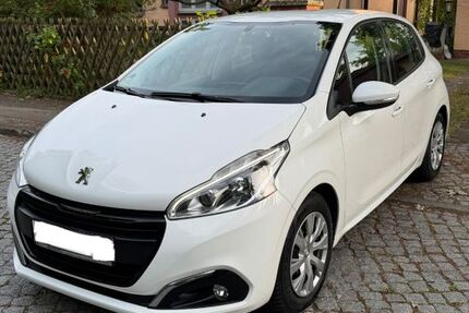 Peugeot 208 150.000 km 3.950 &euro; Berlin 12619