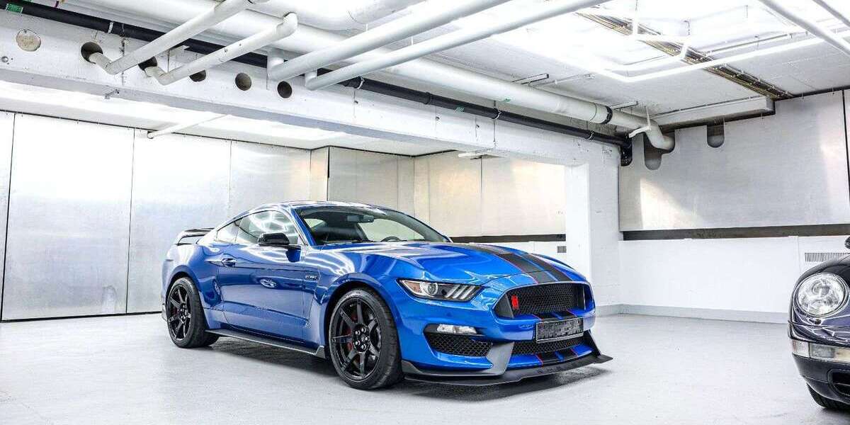 Ford Mustang 5.900 km 78.897 &euro; Berlin 10625