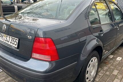 VW Bora 121.000 km 1.490 € berlin 13583