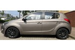 i20