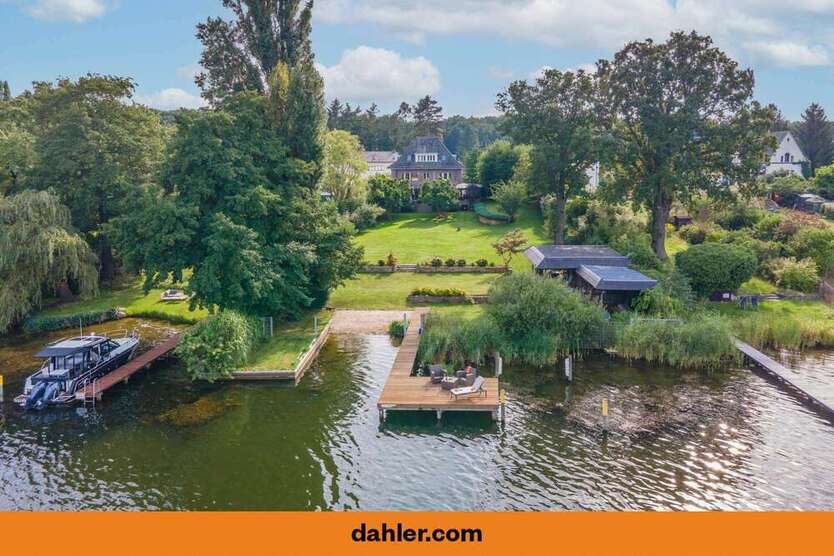 Haus zum Kaufen in Potsdam Neu Fahrland 5.300.000 € 295 m²
