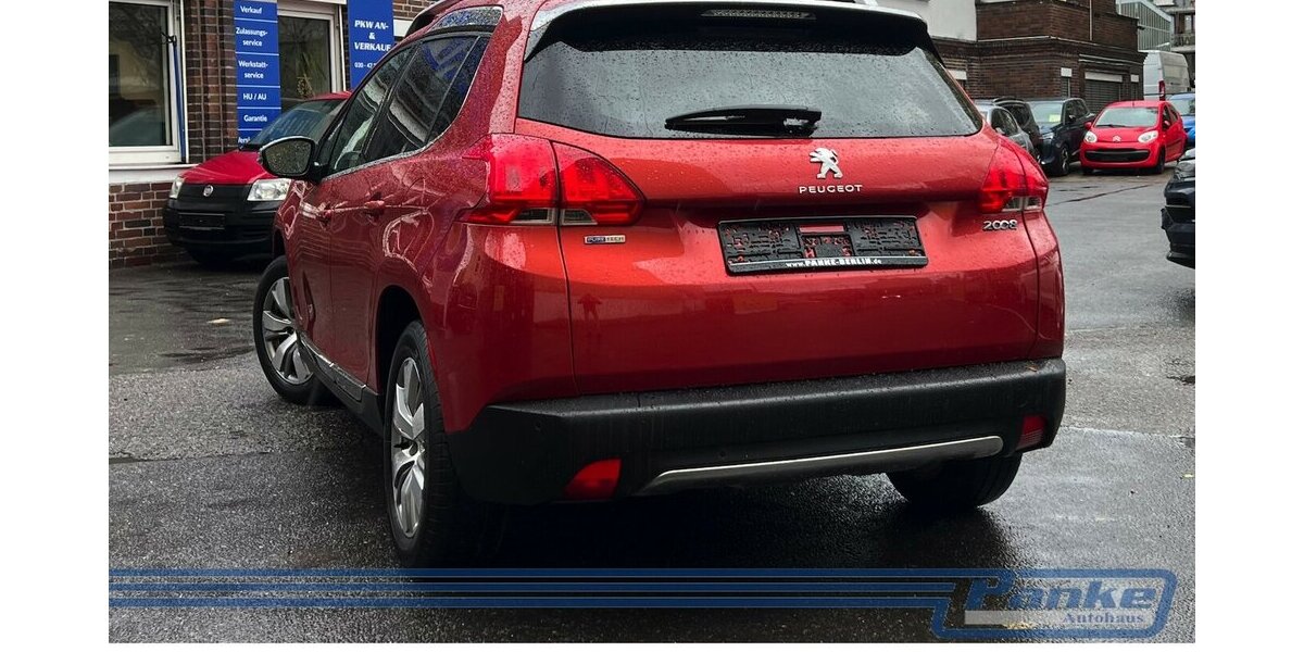 Peugeot 2008 Allure*Navi*PDC*SHZ*Ambiete*1-Hand*Tel. 98.291 km 8.480 &euro; Berlin 13187
