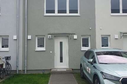 Haus zum Mieten in Zossen 1.850 € 110 m² 5 zimmer