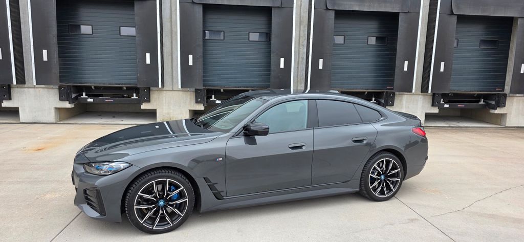 BMW i4 29.173 km 47.950 &euro; Trebbin 14959