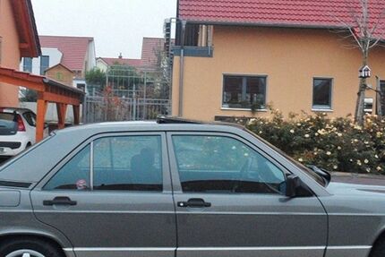 Mercedes-Benz 190 206.154 km 4.280 &euro; Potsdam 14467