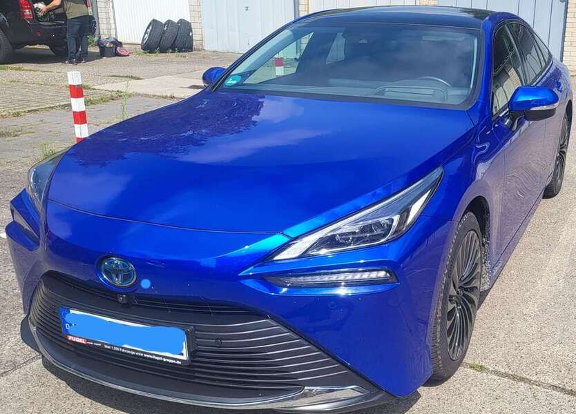 Toyota Mirai 14.000 km 30.000 € Berlin 13086