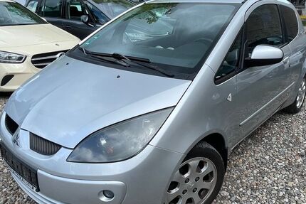 Mitsubishi Colt 118.000 km 1.950 &euro; Berlin 10245