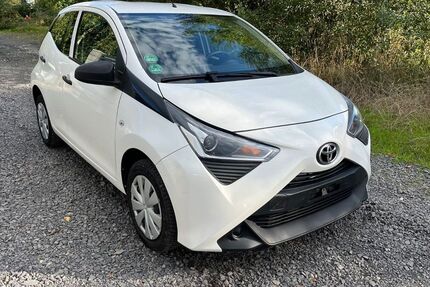 Toyota Aygo (X) 80.010 km 8.290 &euro; Berlin 12277