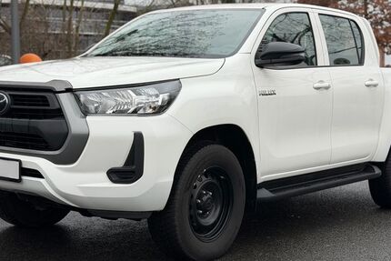 Toyota Hilux 89.990 km 39.990 &euro; Berlin 10117
