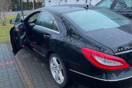 Mercedes-Benz CLS 250 180.000 km 17.999 &euro; Berlin 12347