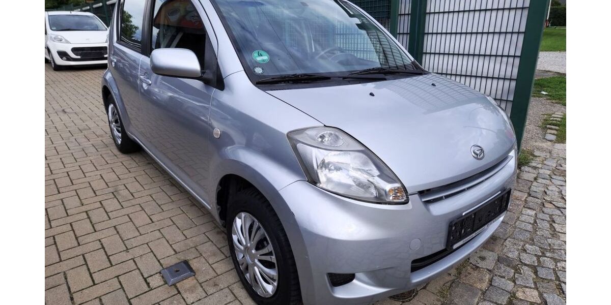 Daihatsu Sirion 95.000 km 2.490 € Berlin Weißensee-Pankow 13086