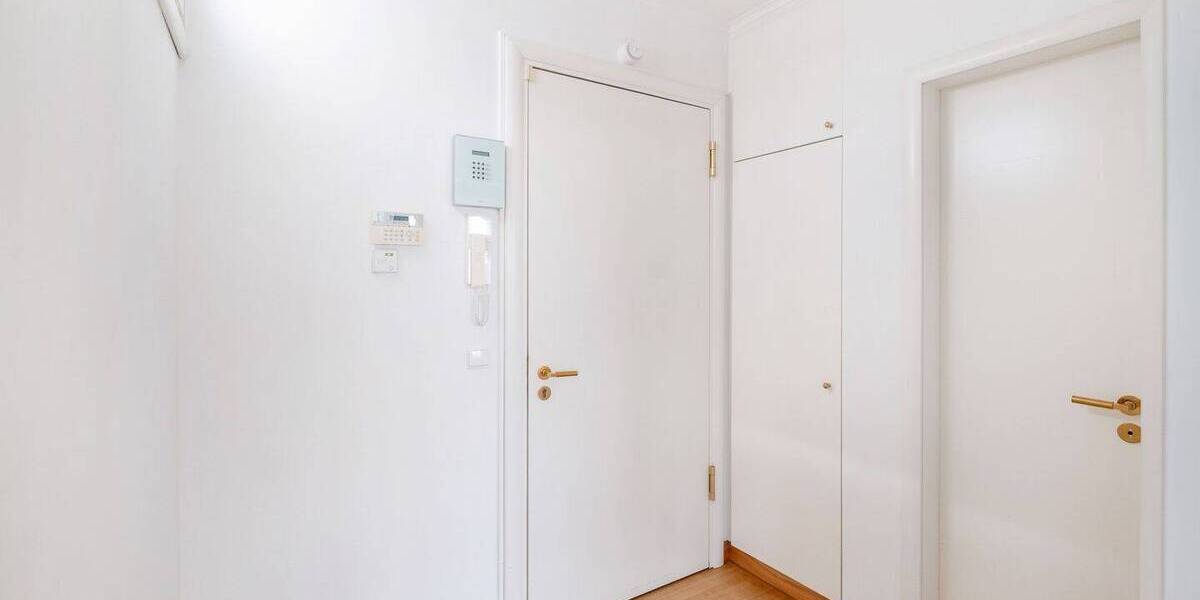 Etagenwohnung Berlin Mitte - 2 Zimmer, 61 m&sup2;, 1.485&euro; | Angebot:26310384