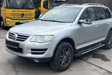 VW Touareg 335.000 km 5.600 &euro; Berlin 12099