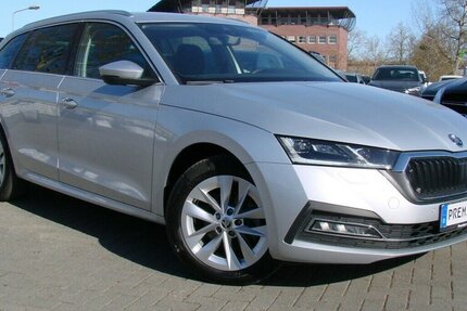 Skoda Octavia 2.0TDI Style ACC Columbus HeadUp AHK 48.103 km 25.980 &euro; Falkensee 14612