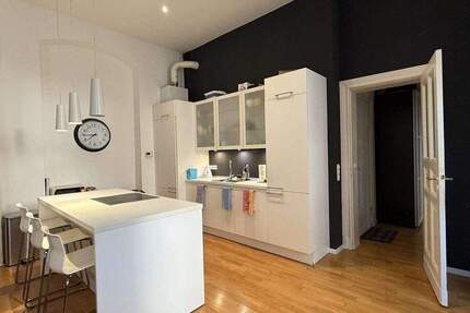 Stilvolle Citywohnung zur Eigennutzung fußläufig zum Viktoria-Luise-Platz 2 zimmer