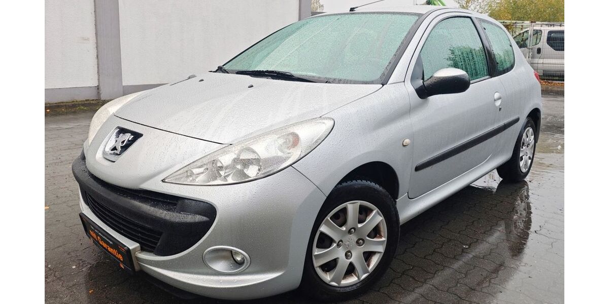 Peugeot 206 84.766 km 2.999 € Berlin 13158