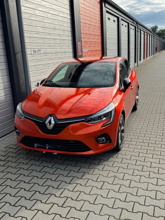 Clio
