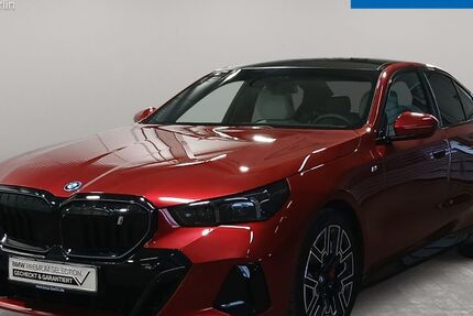 BMW i5 19.655 km 63.400 &euro; Berlin 14057