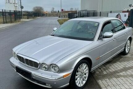 Jaguar XJ 294.600 km 3.500 € Beelitz 14547