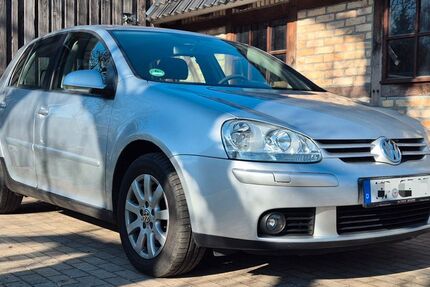 VW Golf 173.000 km 999 &euro; Potsdam 14469