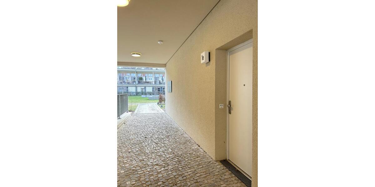 Erdgeschoßwohnung Nauen - 3 Zimmer, 80 m&sup2;, 1.150&euro; | Angebot:26425444
