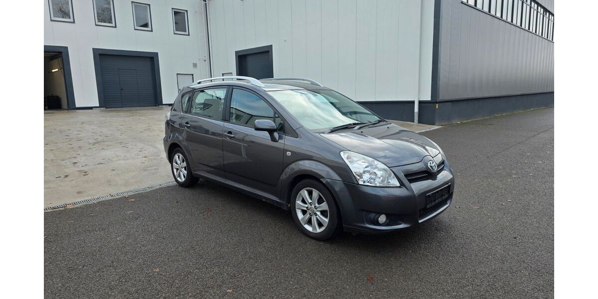 Toyota Corolla Verso 200.000 km 2.400 &euro; Blankenfelde-Mahlow bei BERLIN 15831