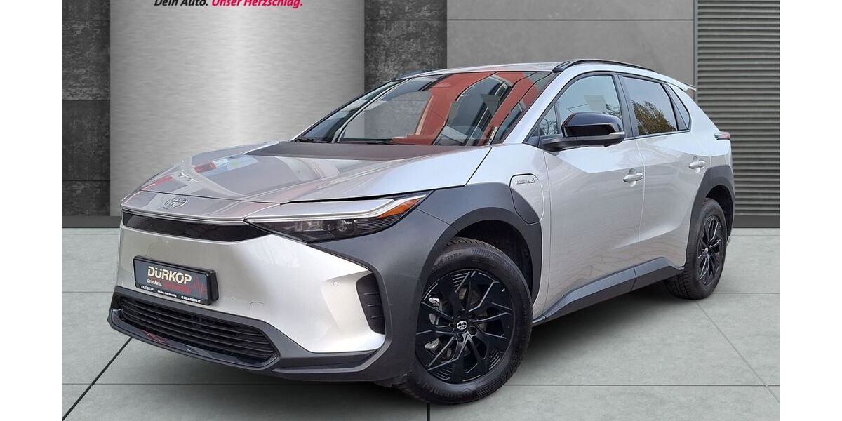 Toyota bZ4X 8.724 km 28.990 &euro; Berlin 10409