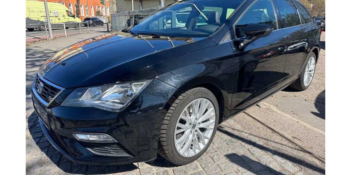 Seat Leon 176.500 km 10.890 &euro; Berlin - Tempelhof 12107