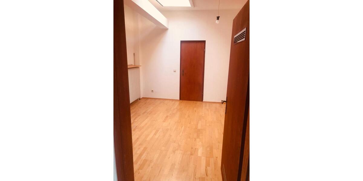 Dachgeschoßwohnung Berlin Mitte - 4.5 Zimmer, 208 m&sup2;, 950.000&euro; | Angebot:25992827