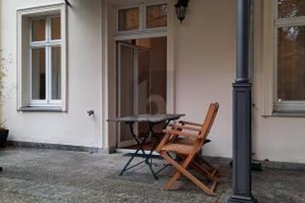 STILLVOLLE ELEGANZ MIT VORGARTEN 3 zimmer