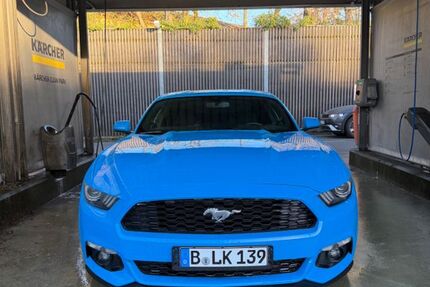 Ford Mustang 49.999 km 23.999 &euro; Berlin 12249