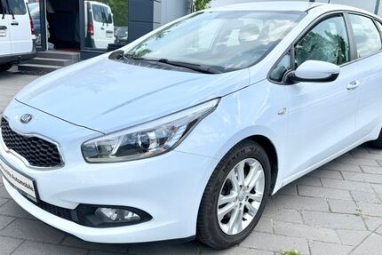 Kia ceed / Ceed 149.999 km 5.899 &euro; Potsdam 14480