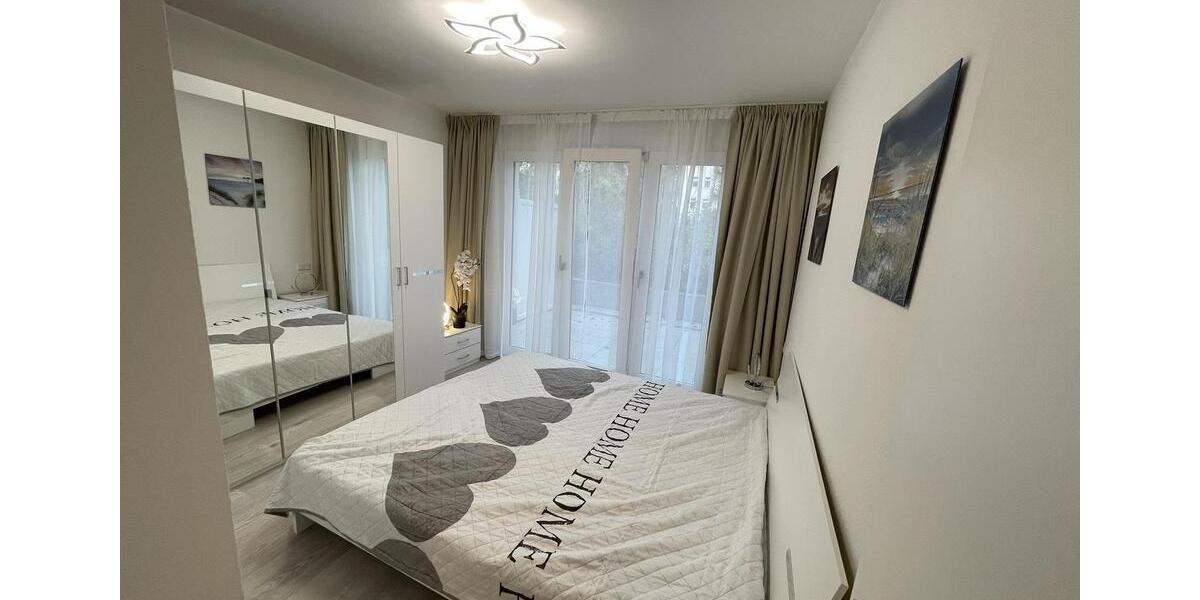 Erdgeschoßwohnung Berlin - 3 Zimmer, 71 m&sup2;, 1.950&euro; | Angebot:26683038
