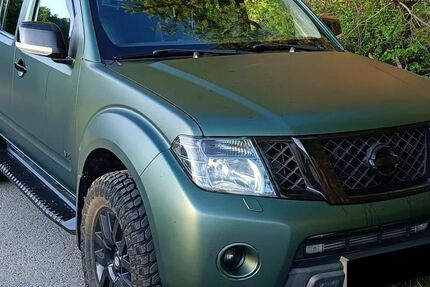 Nissan Navara 189.000 km 15.500 € Potsdam 14478