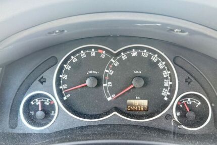Opel Meriva 44.000 km 5.995 &euro; Potsdam 14480