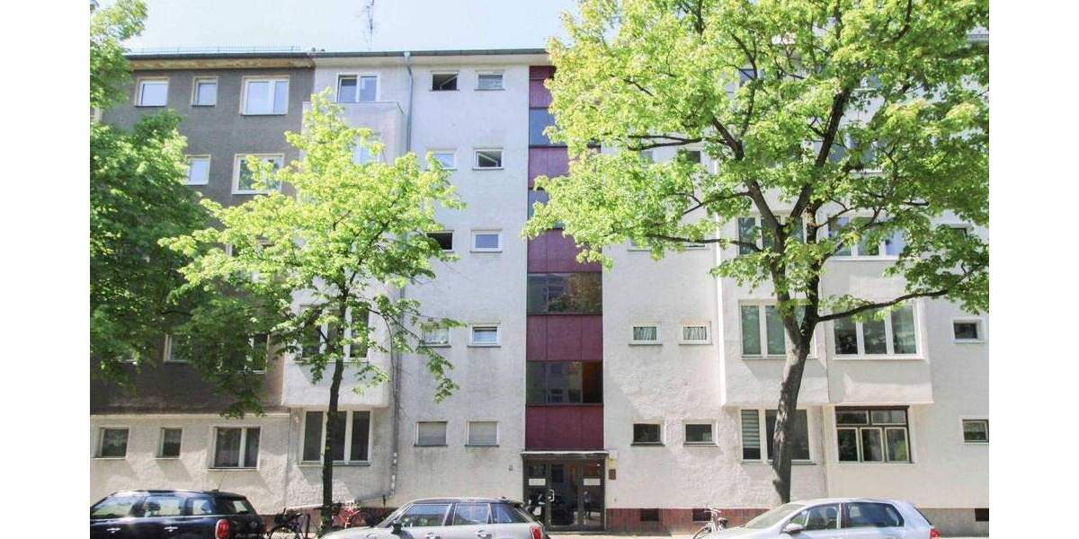 MFH mit deutlichem Entwicklungs- und Wertsteigerungspotenzial im Charlottenburger 