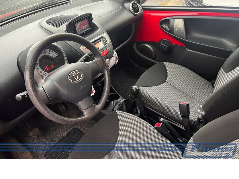Aygo Cool Go 5trg*NAV*BT*Klima*LED*USB*Allwetter