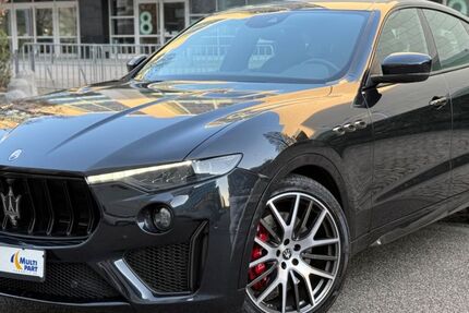 Maserati Levante 64.000 km 58.990 € berlin 12057