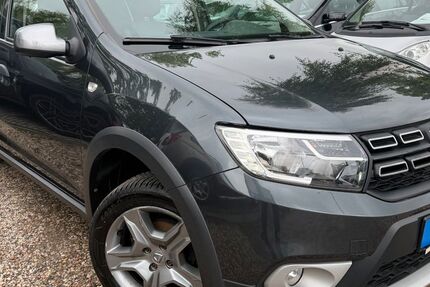 Dacia Sandero 111.202 km 7.790 &euro; Berlin 13089