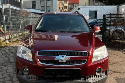Chevrolet Captiva 129.000 km 2.499 &euro; Berlin 13187
