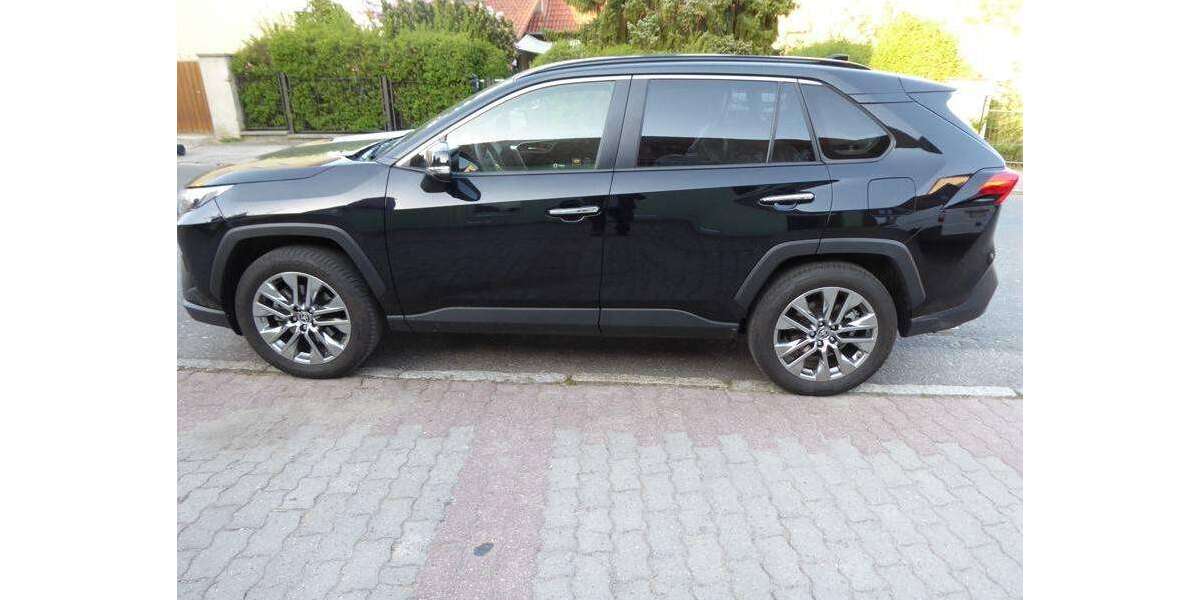 Toyota RAV 4 25.000 km 38.000 &euro; Werder (Havel), Stadt 14542