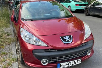 Peugeot 207 130.000 km 2.500 &euro; Berlin 12249