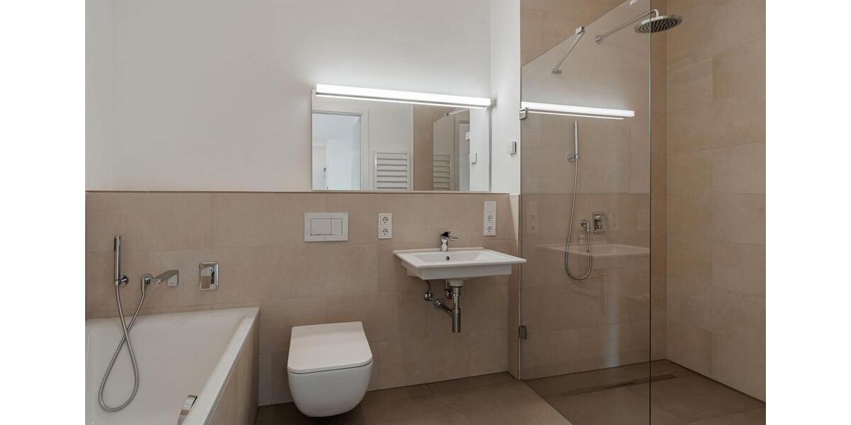 Etagenwohnung Berlin Tempelhof-Schöneberg - 2 Zimmer, 73 m&sup2;, 1.950&euro; | Angebot:26252031