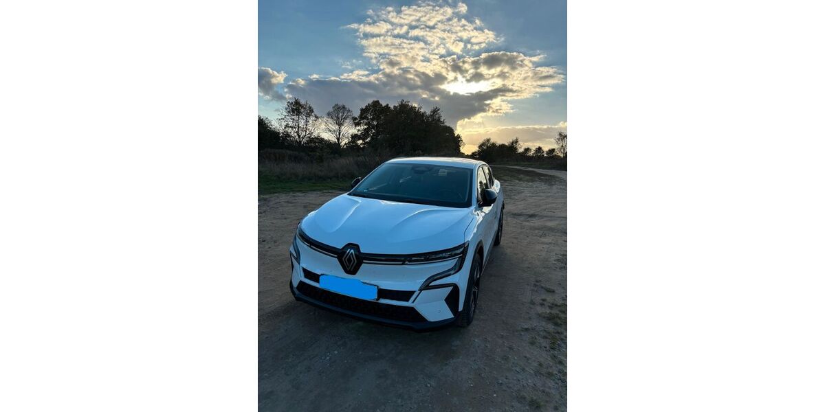 Renault Megane E-TECH 34.700 km 17.000 &euro; Großbeeren 14979