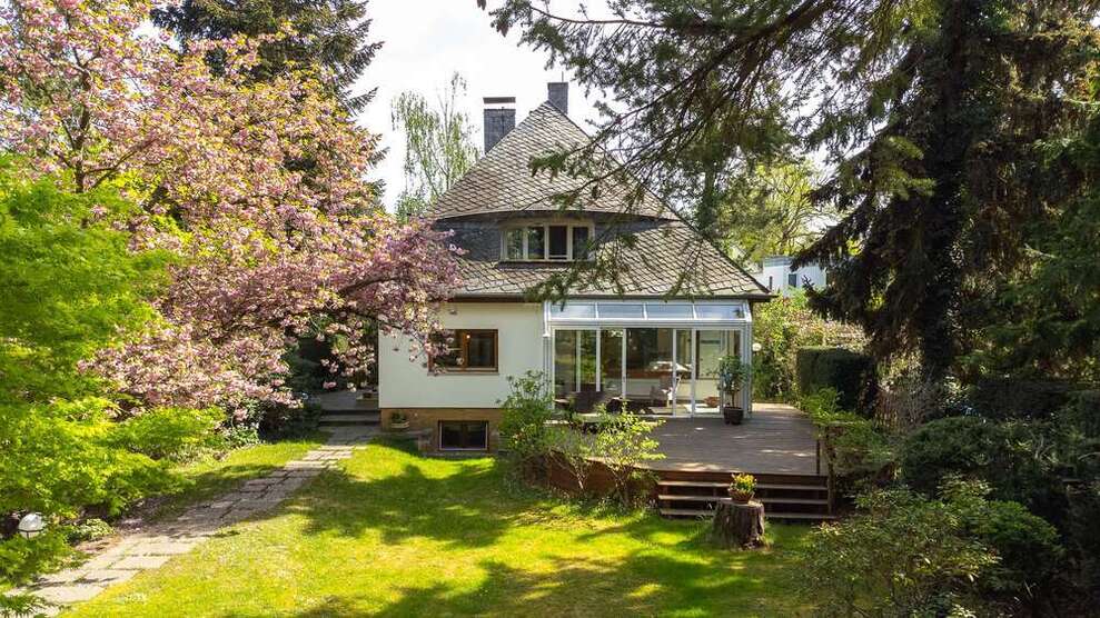 Haus zum Kaufen in Berlin 1.649.000 € 270.4 m²