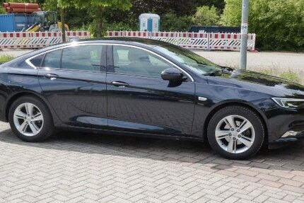 Opel Insignia 35.200 km 13.800 &euro; Falkensee 14612