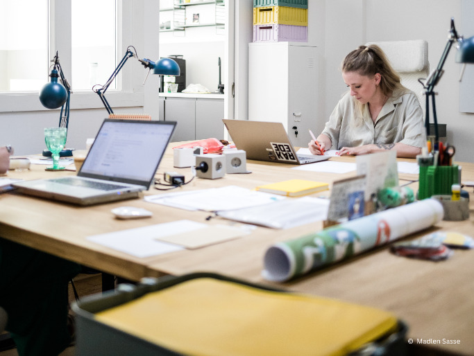 Büro - CoWorking Space - Schreibtisch im Herzen Potsdams - All-in-Miete zimmer