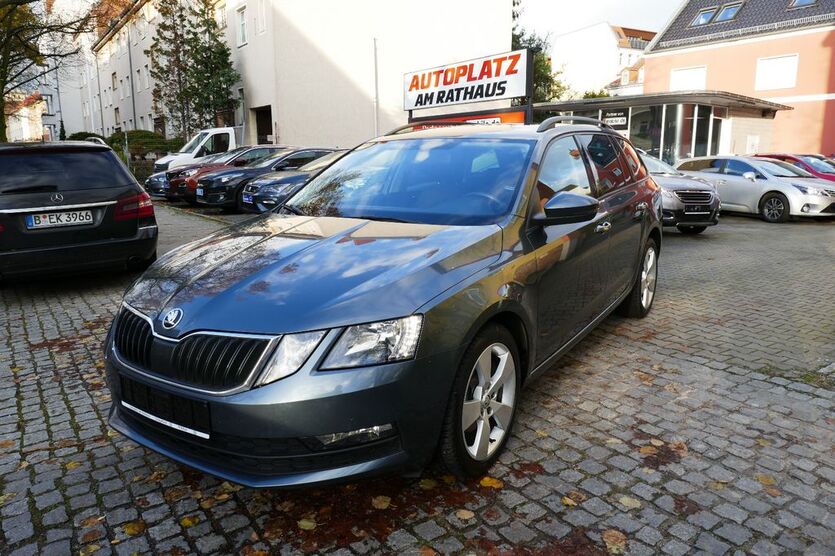 Skoda Octavia 157.614 km 12.950 € Berlin-Tempelhof 12105