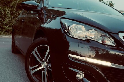 Peugeot 308 105.000 km 6.750 &euro; Berlin 10178