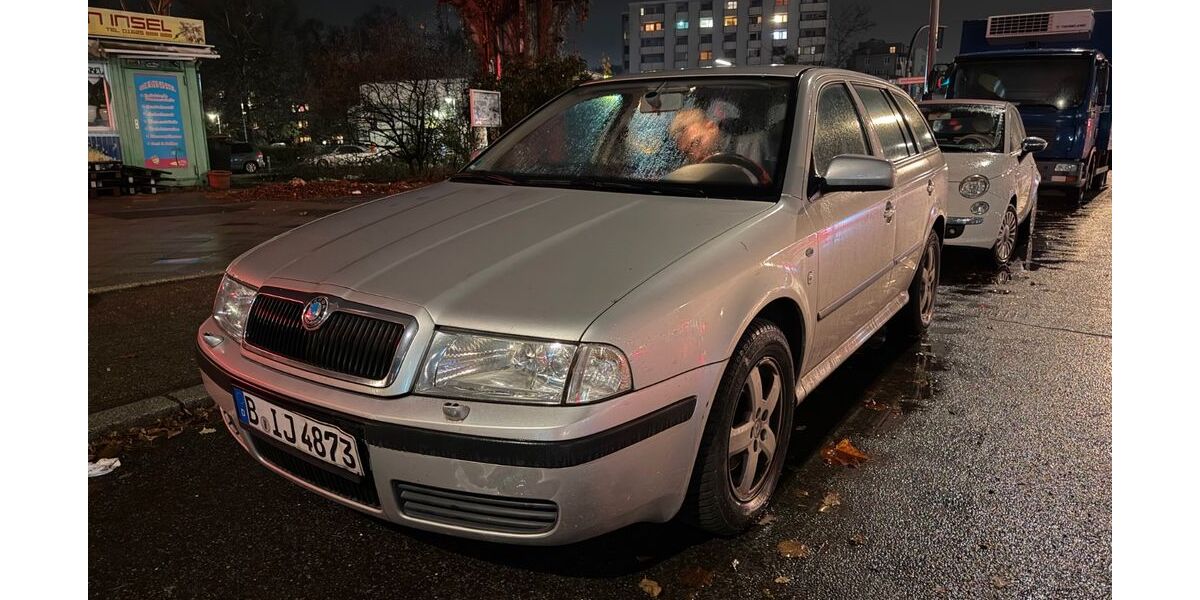 Skoda Octavia 193.306 km 1.000 € Berlin 10707